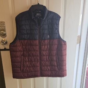 Izod Two-Tone Quilted Puffer Vest in Navy and Burgundy